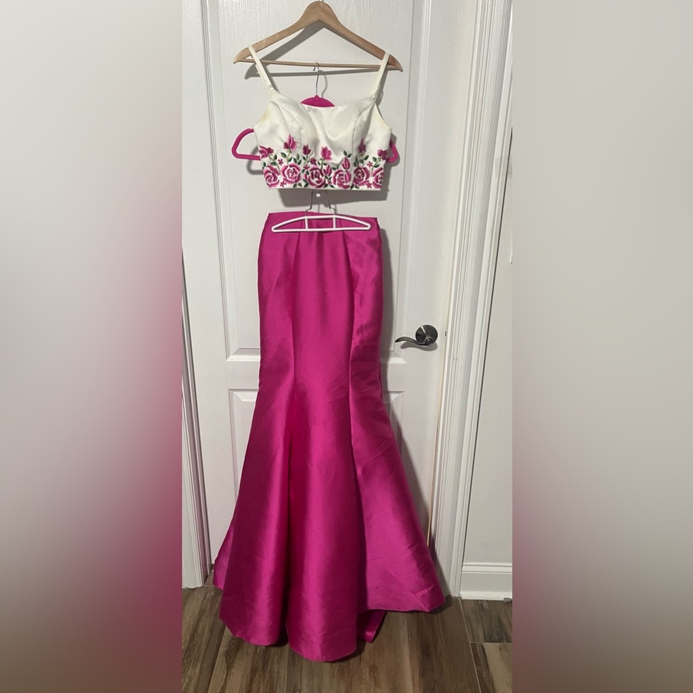 Two piece prom dress size 0